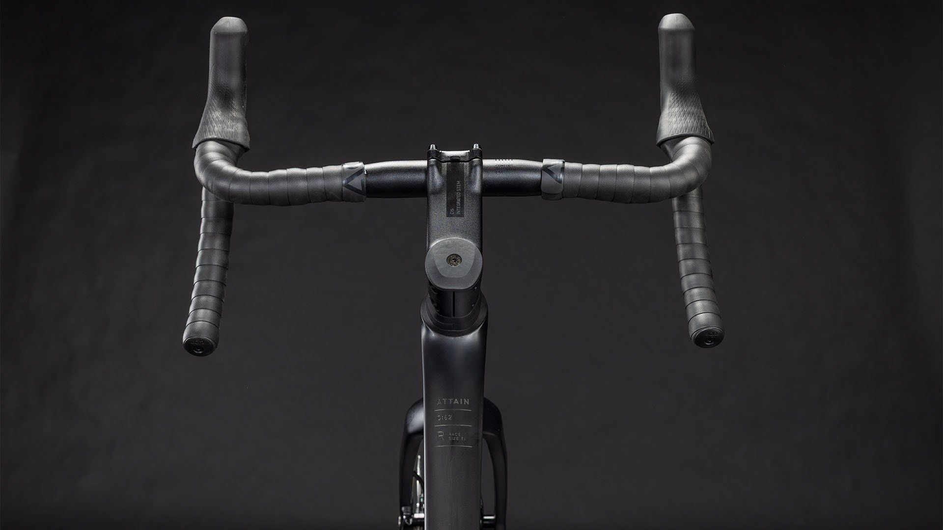 Cube Attain C:62, Race 2026 — Bici usata