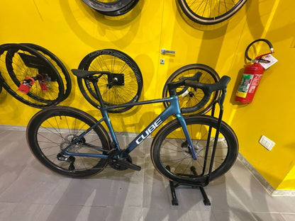 Cube Attain C:62, Slt 2026 usata — vista laterale