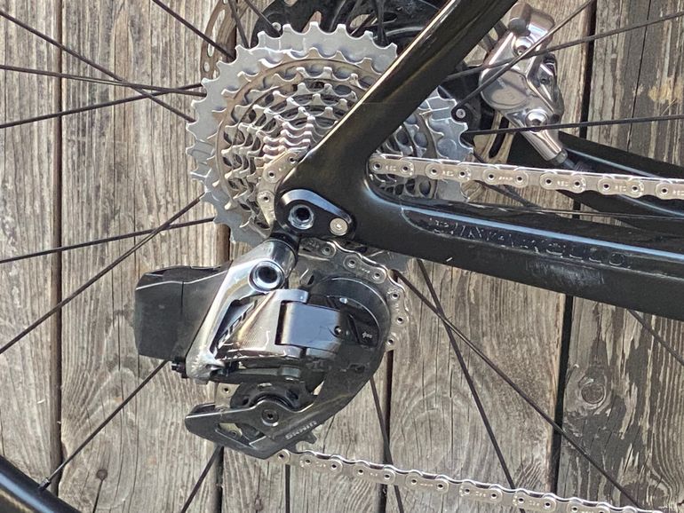 Pinarello Dogma F — gruppo SRAM Red eTap AXS, taglia 57.5