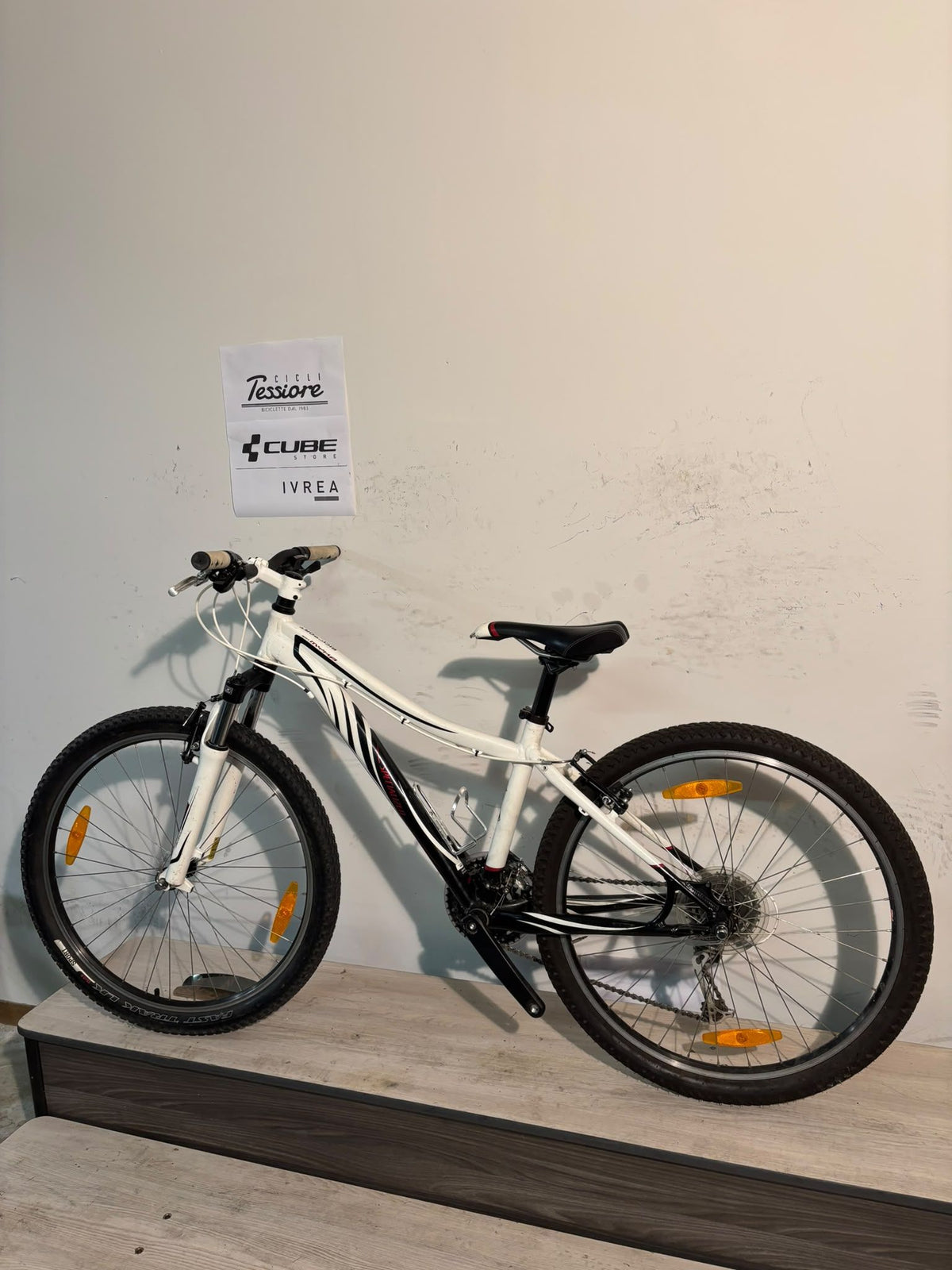 Specialized Myka 26 2015 — Bici usata