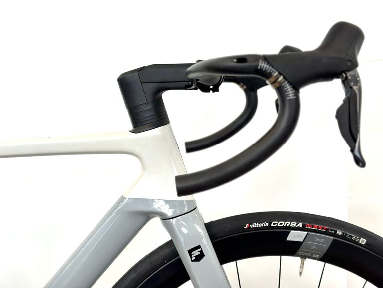 Focus Izalco Max 9.8 — gruppo Shimano Ultegra Di2, taglia L