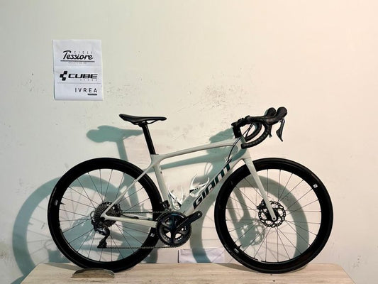 Giant Tcr Advanced 1 2023 usata — vista laterale
