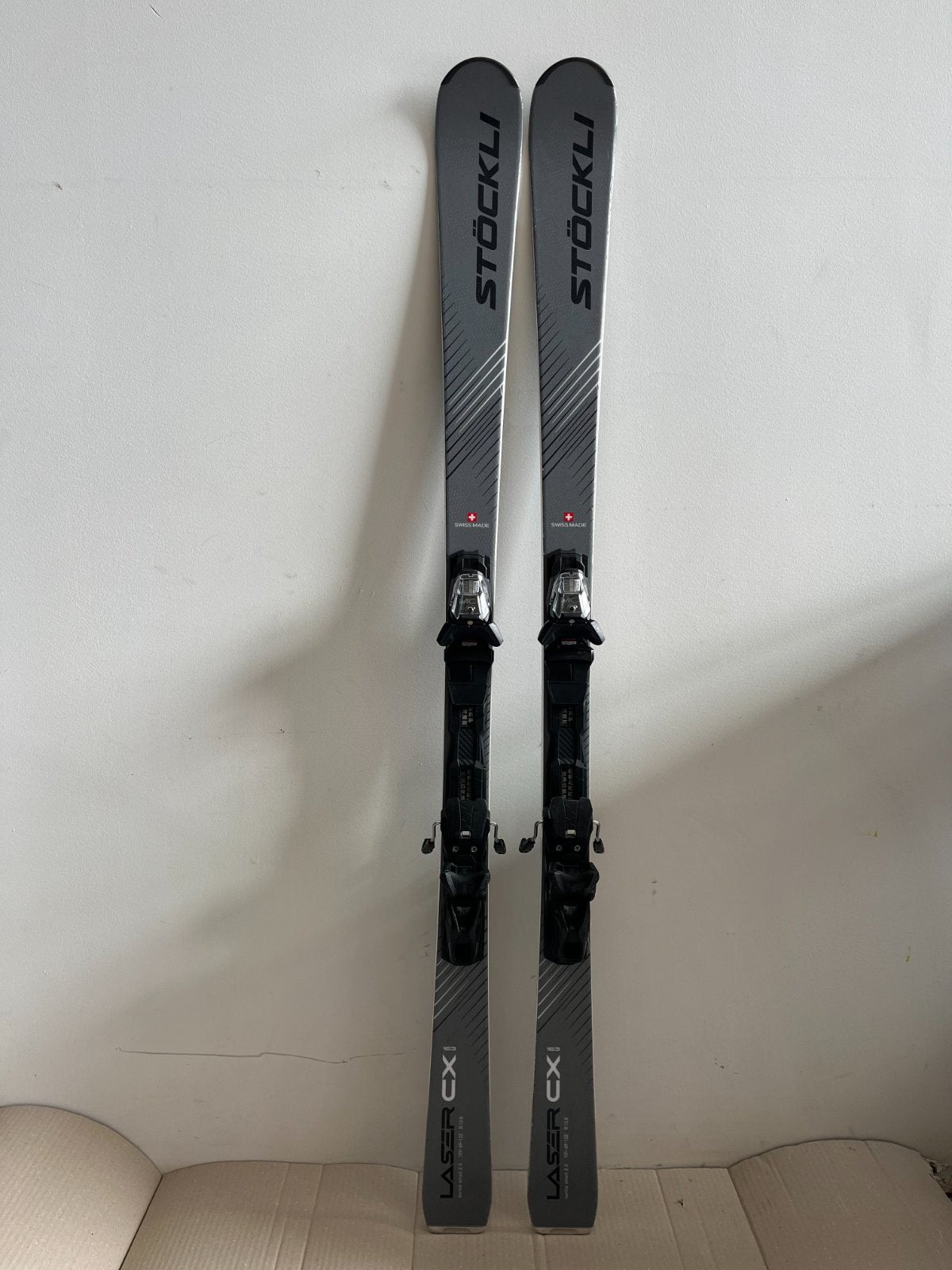 Stockli Laser CX — raggio 12.8m, waist 69mm