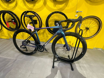 Bianchi Specialissima Pro 2025 usata — vista laterale