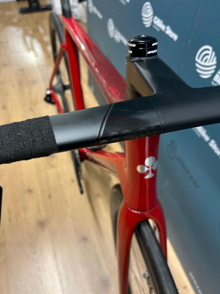 Colnago V4RS 2024 usata — dettaglio