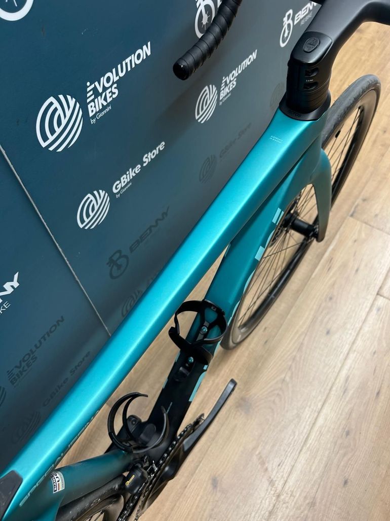 Bianchi Specialissima Pro 2025 usata — dettaglio
