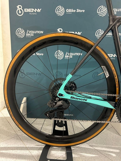 Bianchi Specialissima 2023 — Bici usata