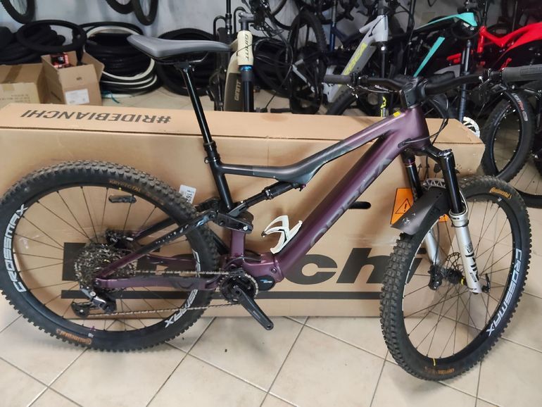 Orbea Rise H30 2023 usata — vista laterale