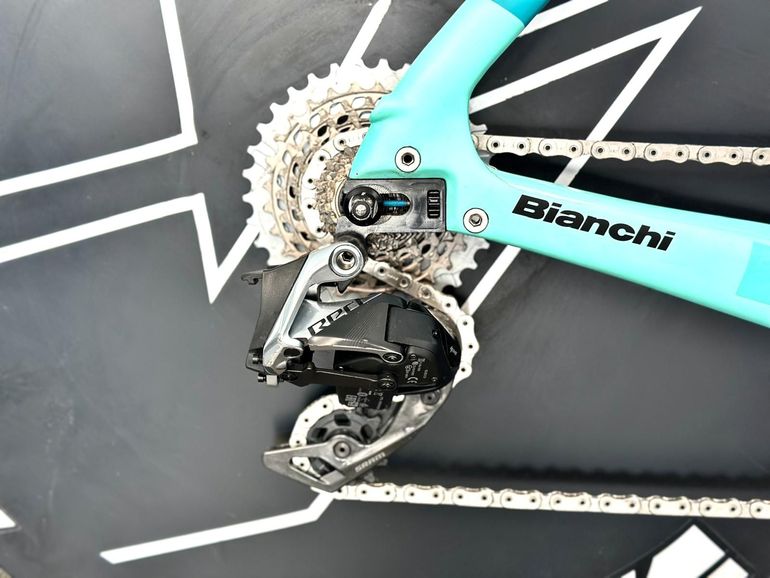 Bianchi Aquila Rc Crono 2024 usata — dettaglio