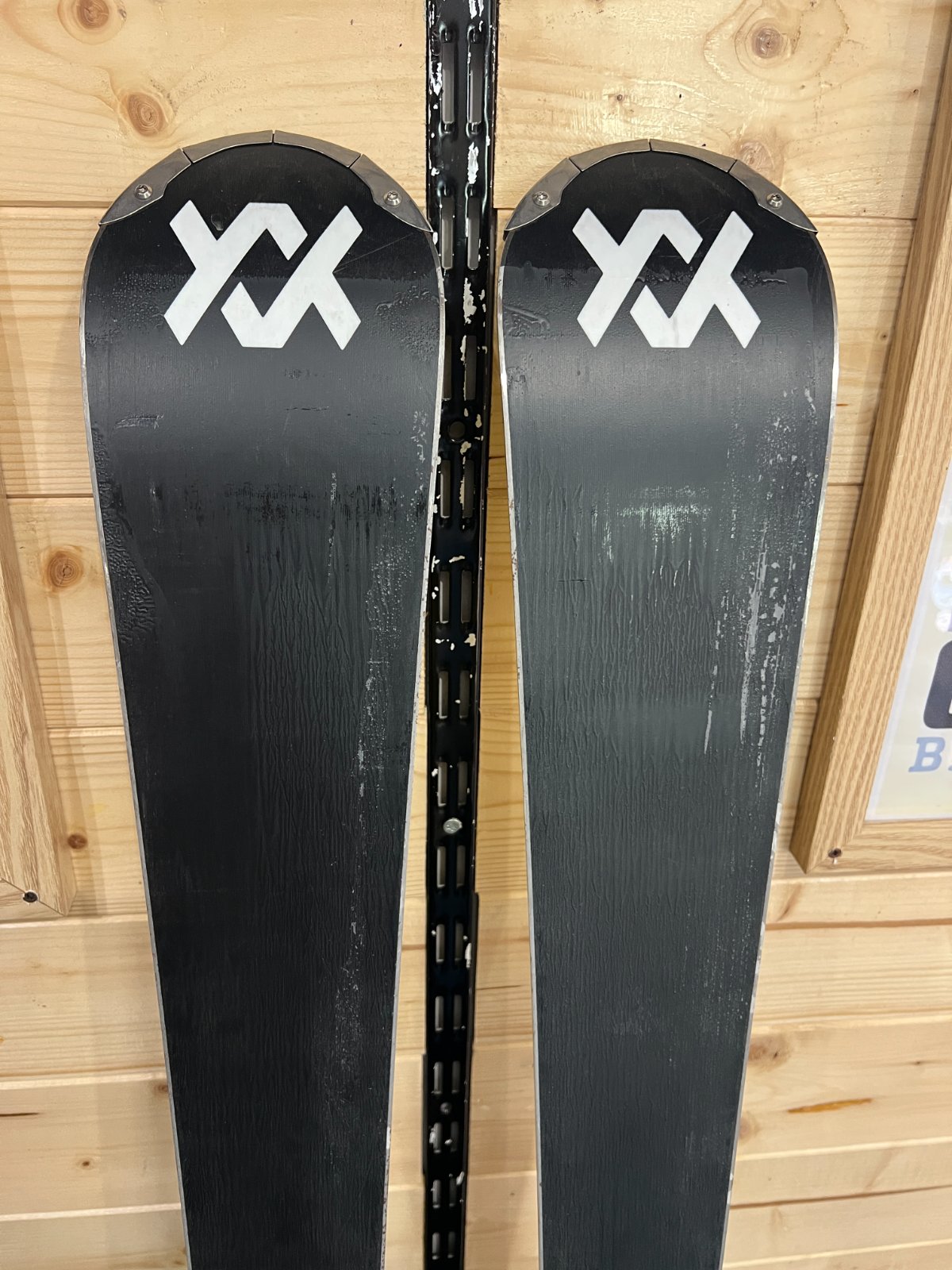 Volkl Racetiger SC 2023 usato — dettaglio