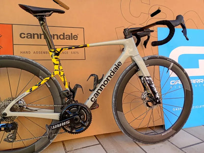 Cannondale Supersix 2027 usata — vista laterale