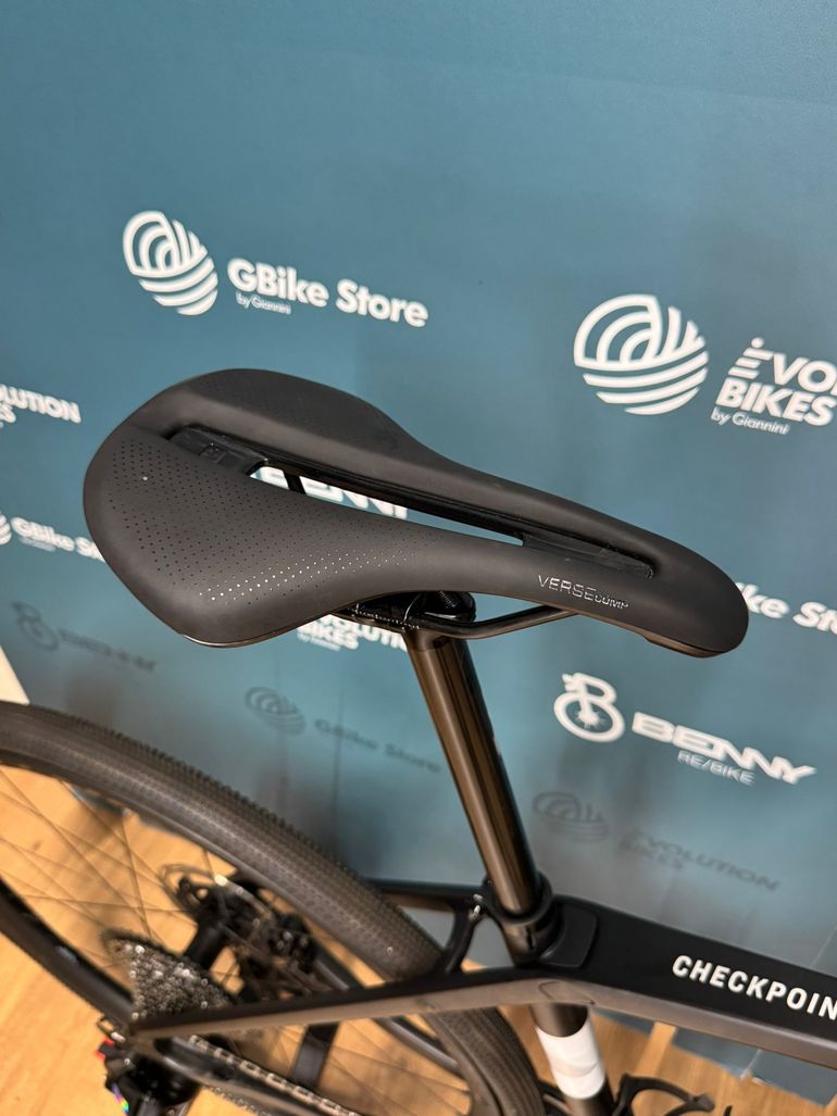 Trek Checkpoint Sl 7 2024 usata — dettaglio