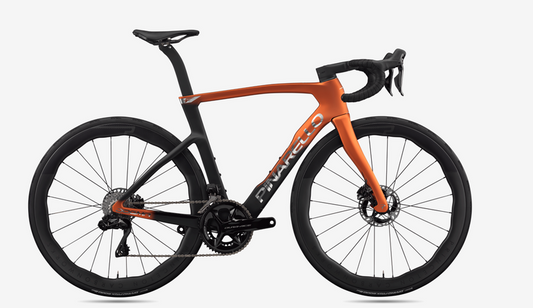 Pinarello Dogma 2026 usata — vista laterale