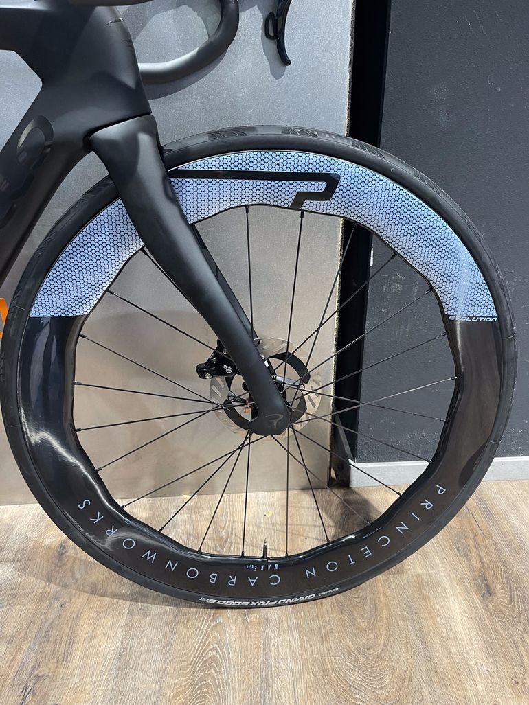 Pinarello Dogma F Wrl 2024 — Bici usata