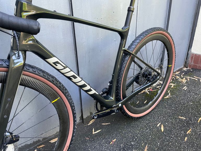 Giant Revolt, Advanced 1 2022 — Bici usata