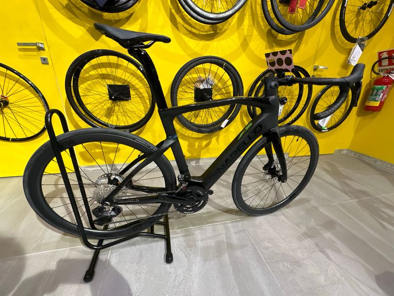 Pinarello Nytro E7 Road 2023 — Bici usata