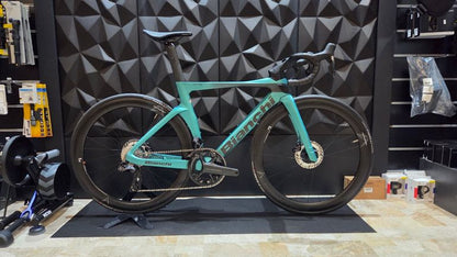 Bianchi Oltre Pro 2025 usata — vista laterale