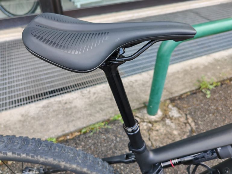 Cube Ams Hybrid One44 C:68x Race 400x Demo 2025 usata — dettaglio