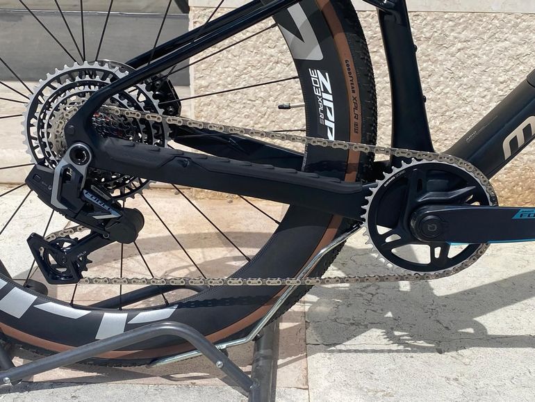 Mondraker Arid Carbon Rr M/L — gruppo SRAM Force eTap AXS, taglia 55