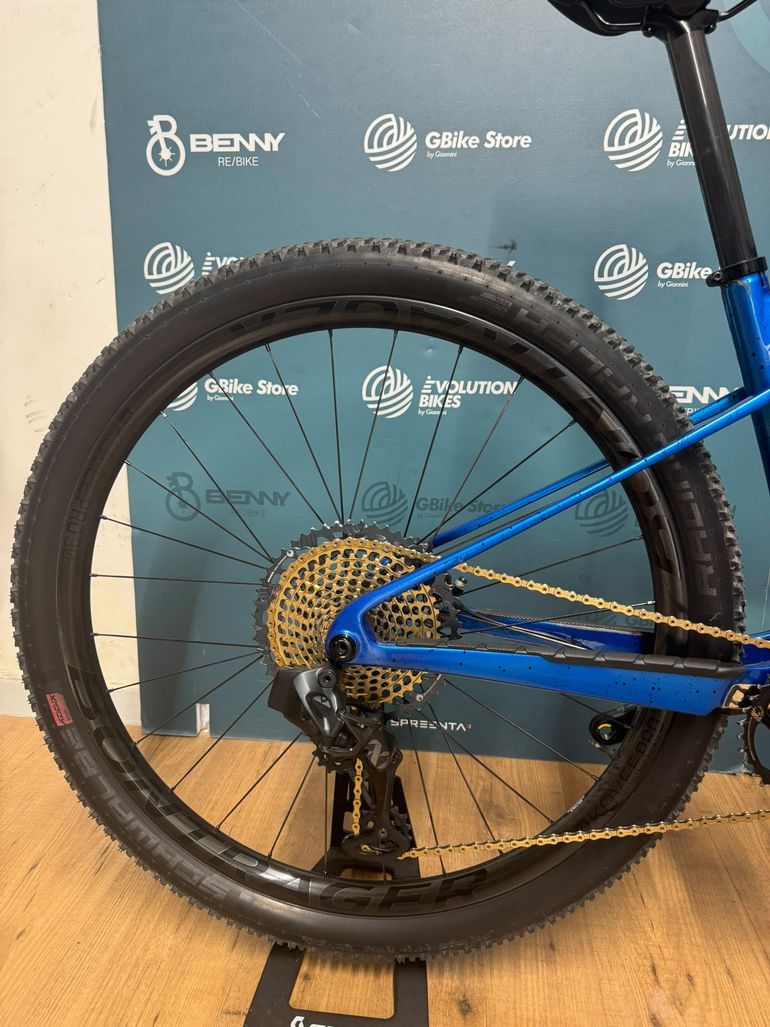 Trek Supercaliber 9.8 — gruppo SRAM XX1 Eagle AXS, taglia M