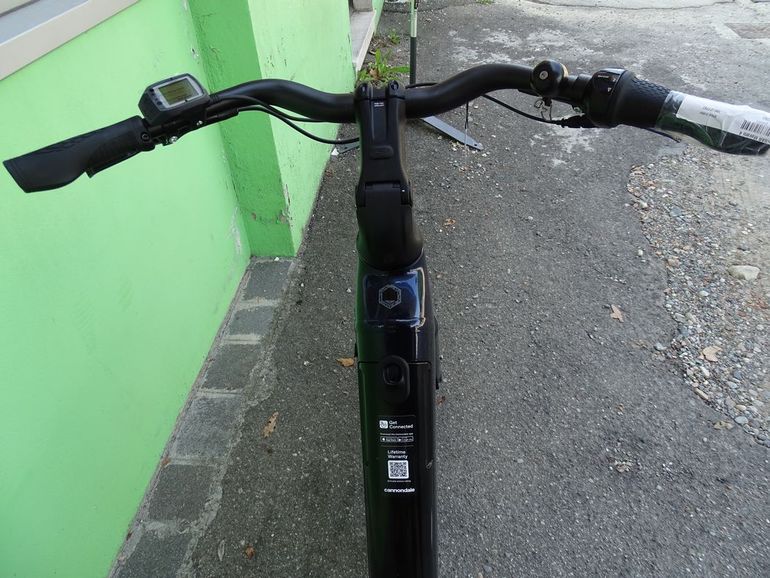 Cannondale Mavaro Neo 4 2021 usata — dettaglio