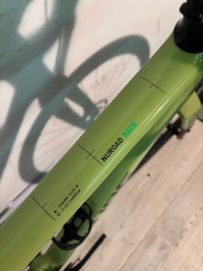 Cube Nuroad C:62 Race 2022 usata — dettaglio