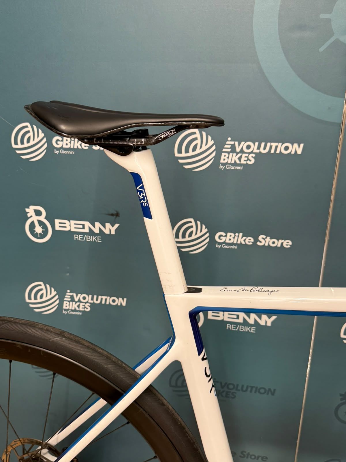 Colnago V3rs 2023 usata — dettaglio