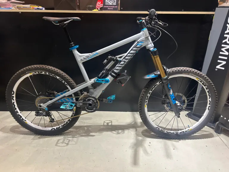 Canyon Torque 2007 usata — vista laterale