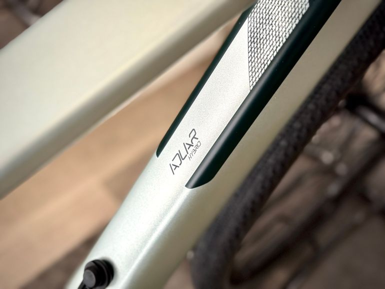 Wilier Triestina Adlar Hybrid 2025 usata — dettaglio