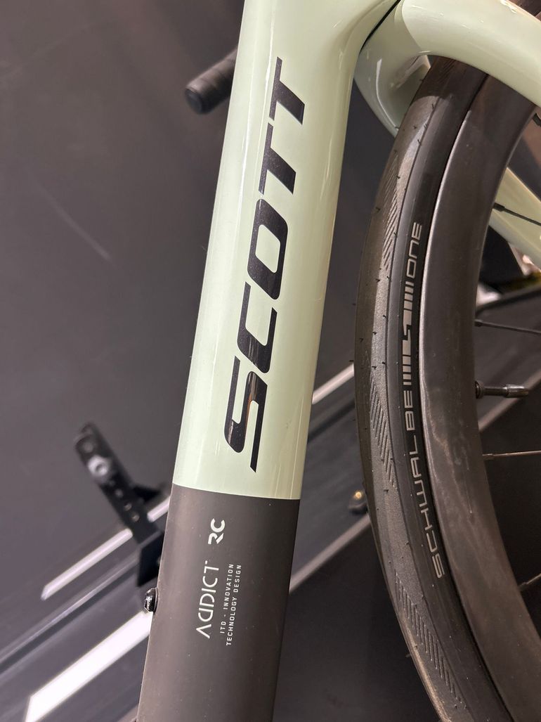 Scott Addict Rc 30 2026 — Bici usata