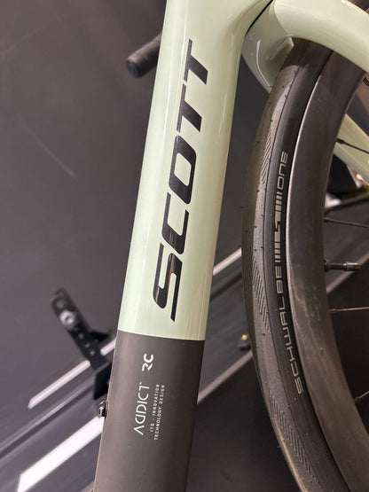 Scott Addict Rc 30 2026 — Bici usata