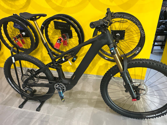 Cube Ams 2027 usata — vista laterale
