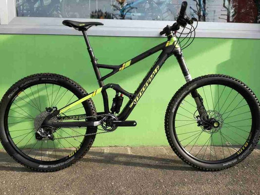 Cannondale Jekyll usata — vista laterale