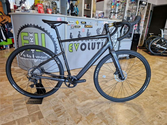 Cannondale Topstone Neo Sl 2 2023 usata — vista laterale