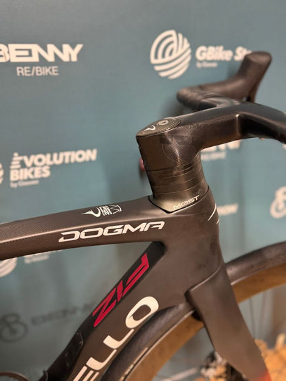 Pinarello Dogma 2022 usata — dettaglio