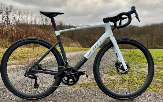Scott Addict Rc Pro 2024 usata — vista laterale