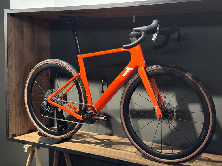 3T Racemax Wpnt — gruppo SRAM Rival eTap AXS, taglia M