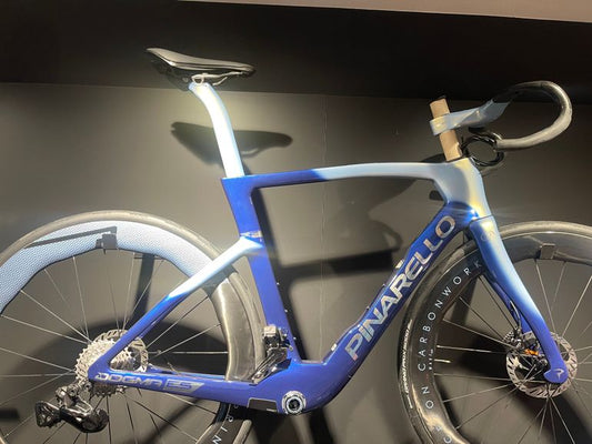 Pinarello Dogma 2026 usata — vista laterale