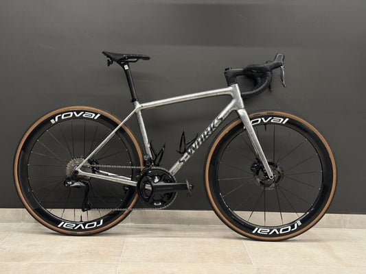 Specialized Aethos 2 S-Works Demo 2027 usata — vista laterale
