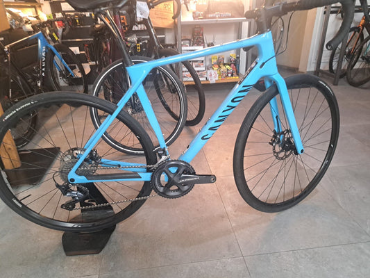 Canyon Endurace Cf 8 2023 usata