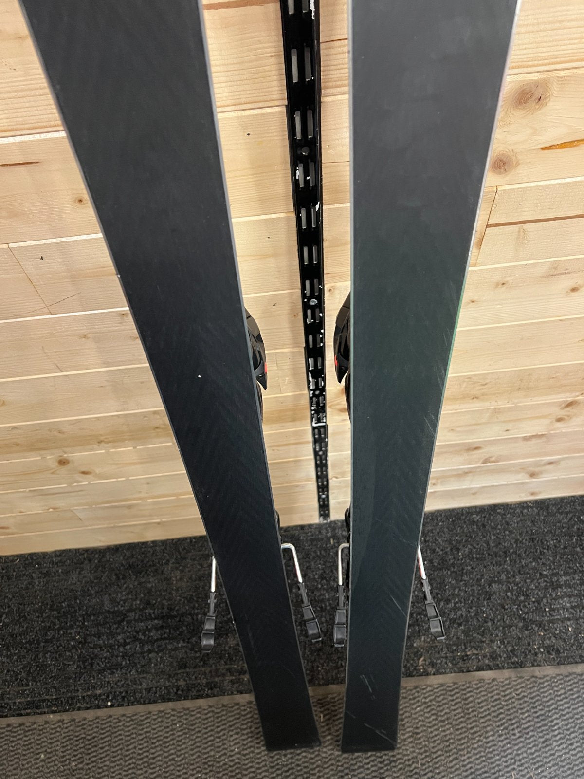 Nordica Dobermann Multigara DC Black 2026 usato — dettaglio