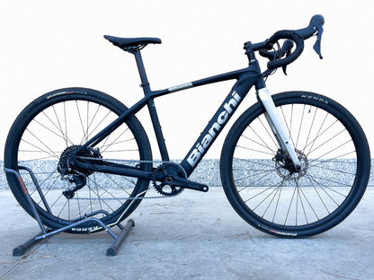 Bianchi Impulso E Allroad 2020 usata — vista laterale