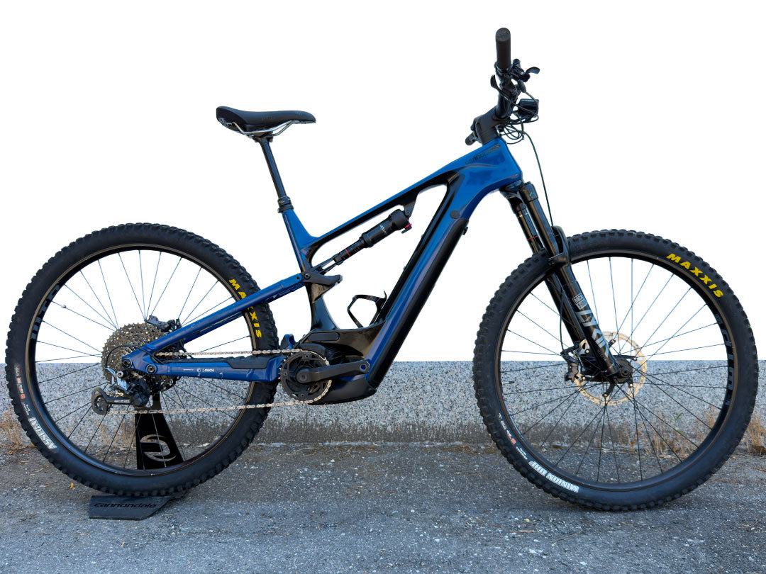 Cannondale Moterra Neo Carbon 1 2024 usata — vista laterale