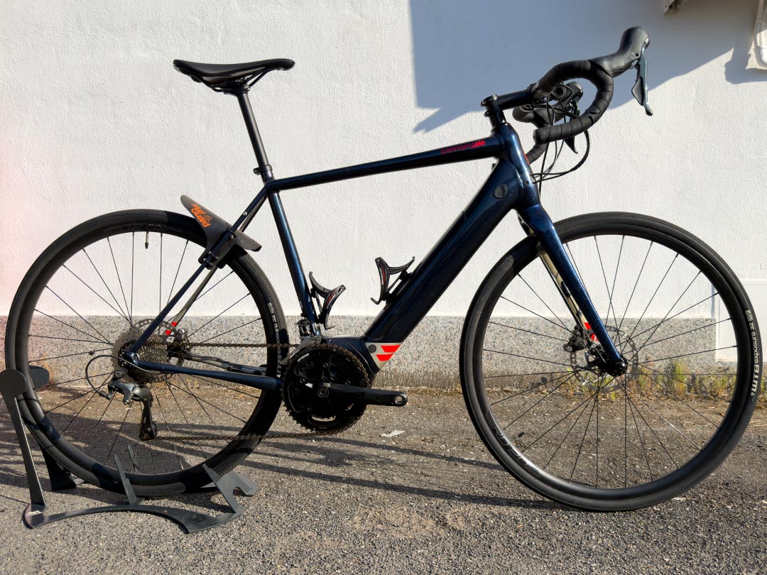 Cannondale Synapse Neo 2 2021 usata — vista laterale