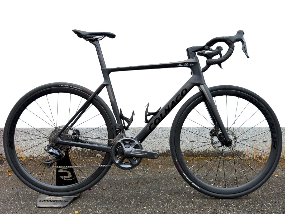 Colnago V4rs 2023 usata — vista laterale