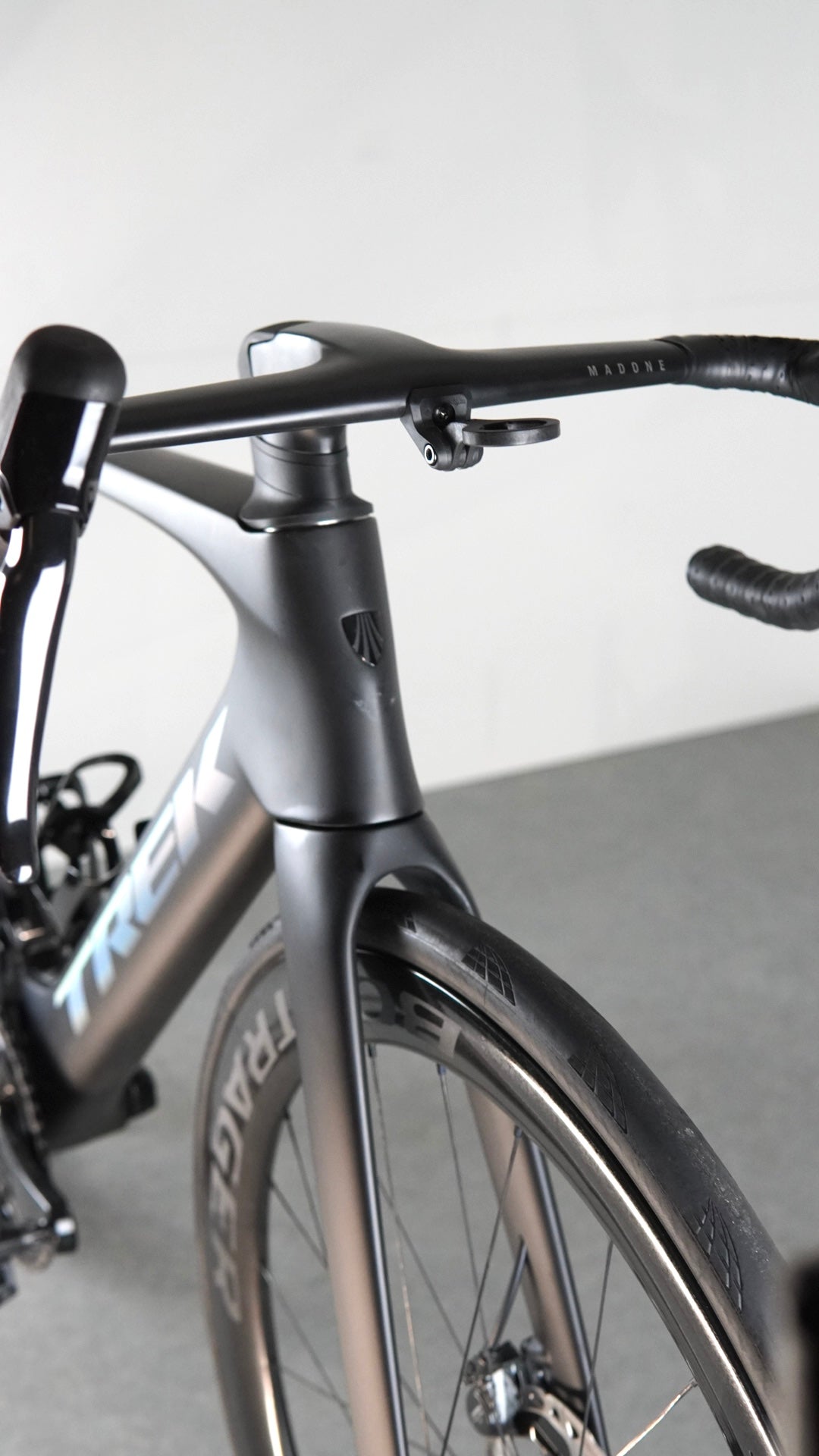 Trek Madone Slr 9 2024 usata — dettaglio