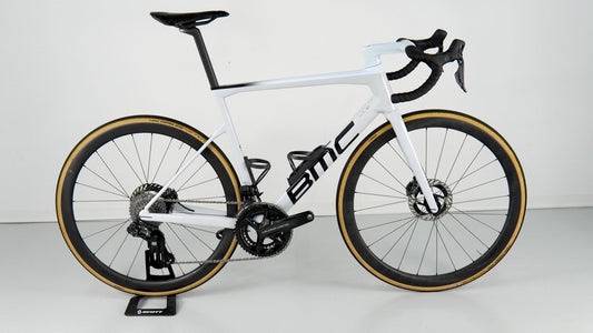 BMC Teammachine Slr 01 2024 usata — vista laterale