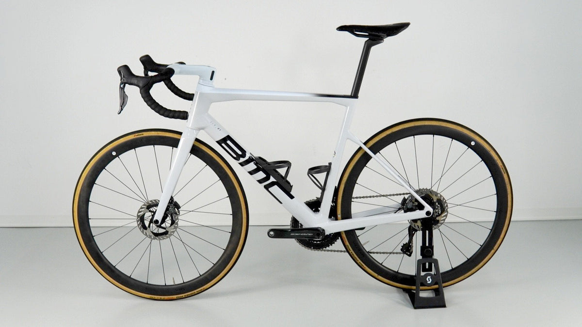BMC Teammachine Slr 01 — gruppo Shimano Dura Ace DI2 elettronico 2x12v, taglia L