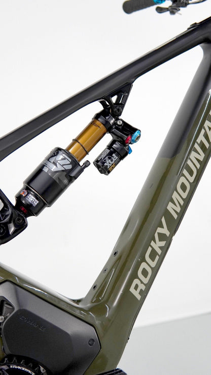Rocky Mountain Altitude Powerplay Carbon 90 2022 usata — dettaglio