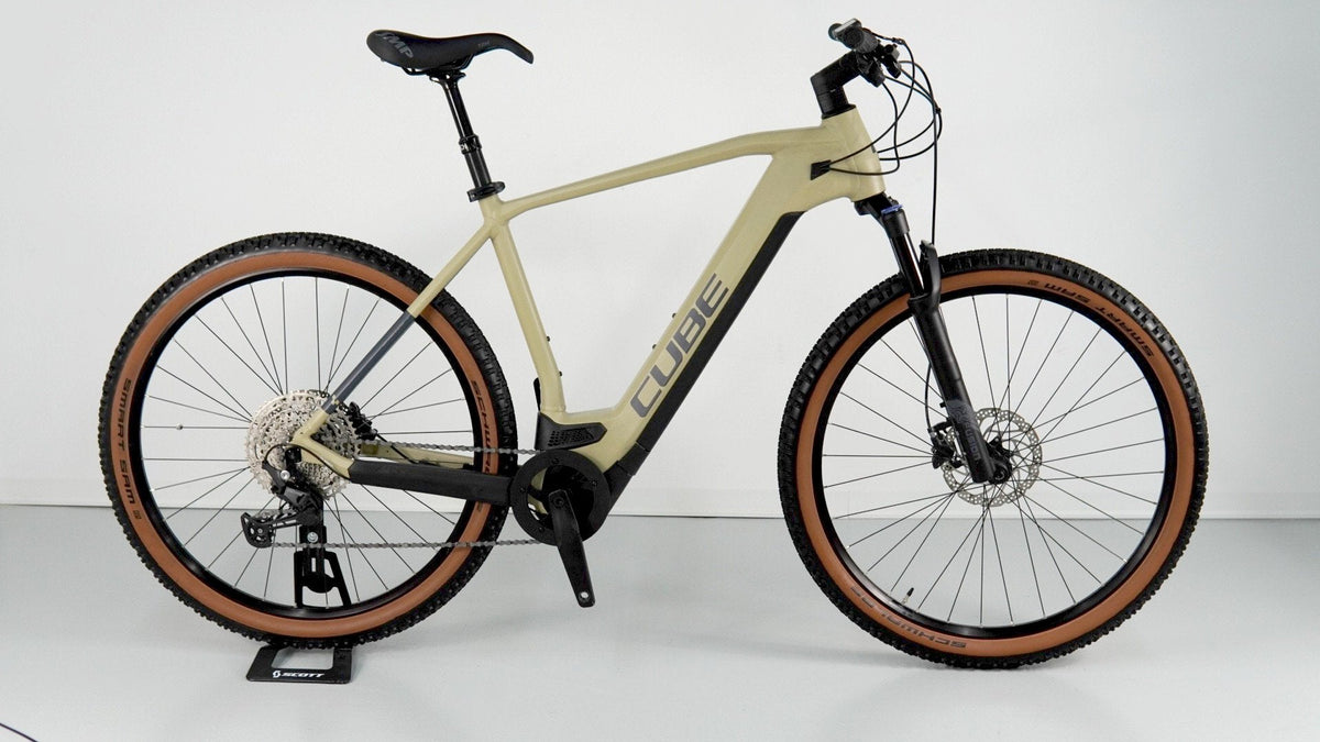 Cube Reaction Pro Hybrid 2022 usata — vista laterale